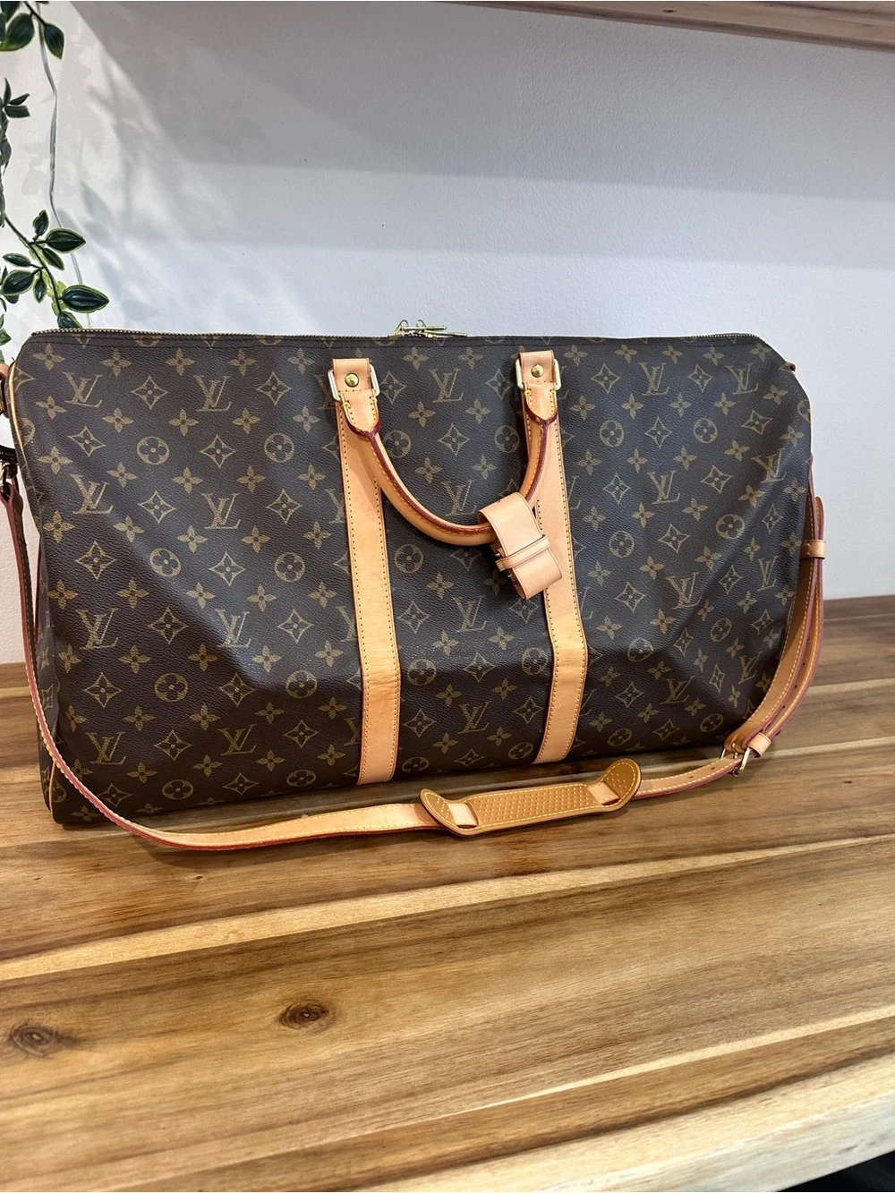 LOUIS VUITTON BANDOULIERE 55 MONOGRAM CANVAS - Picture 2 of 16